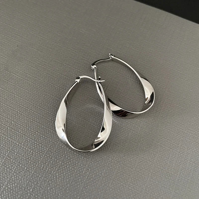 LATS Trendy Irregular Hoop Earrings - Stylish Geometric Design, Perfect for Everyday or Party Wear